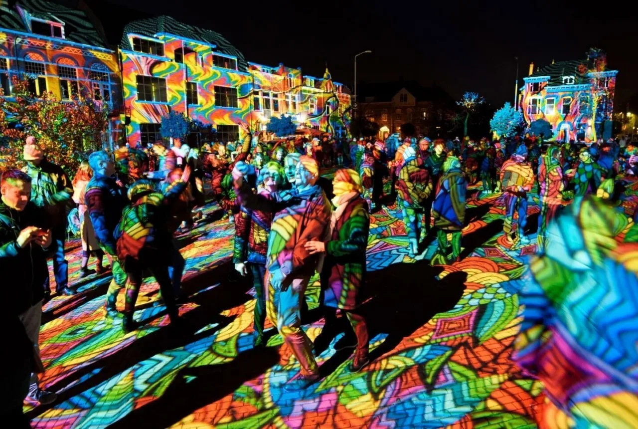 Location 10 - Willem Wilminkplatz - Uit in Enschede