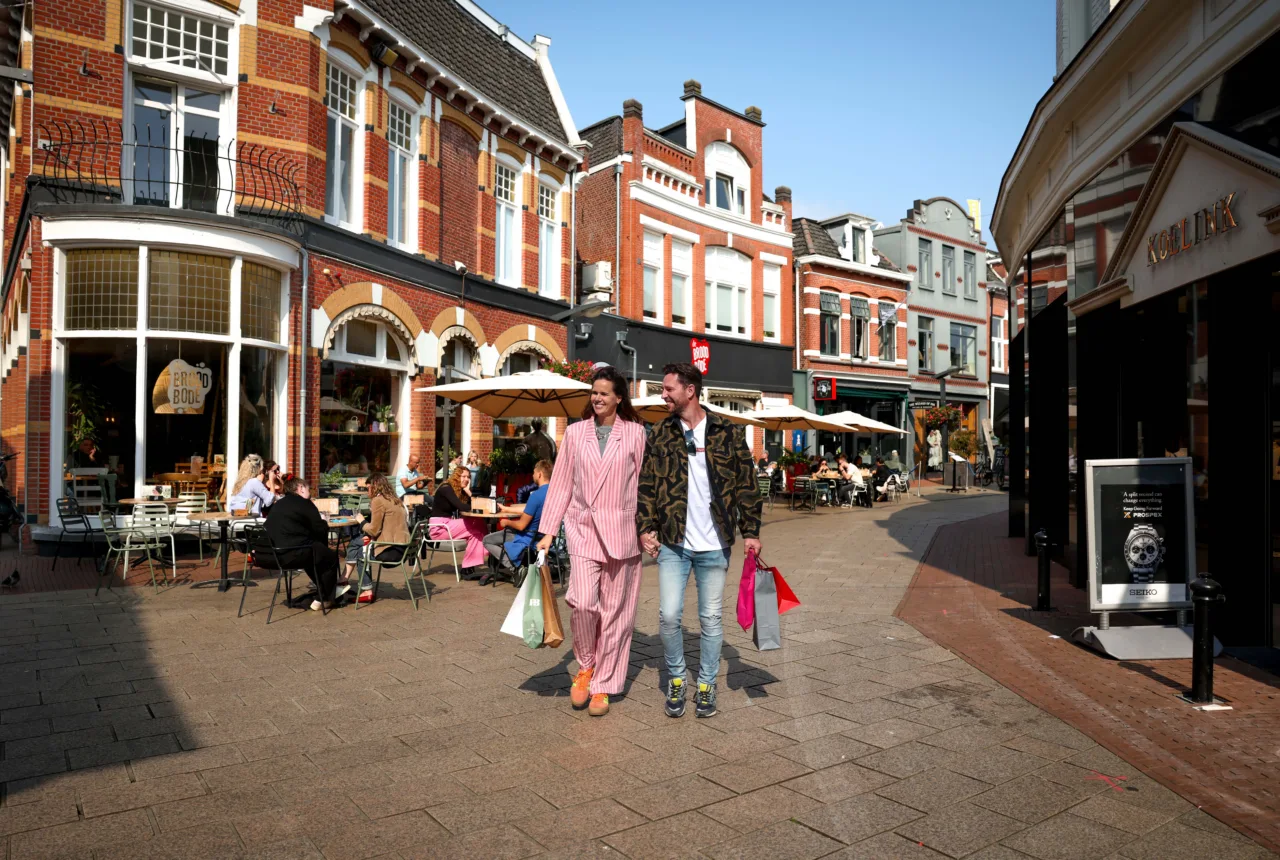 Haverstraatpassage 3 - Uit in Enschede