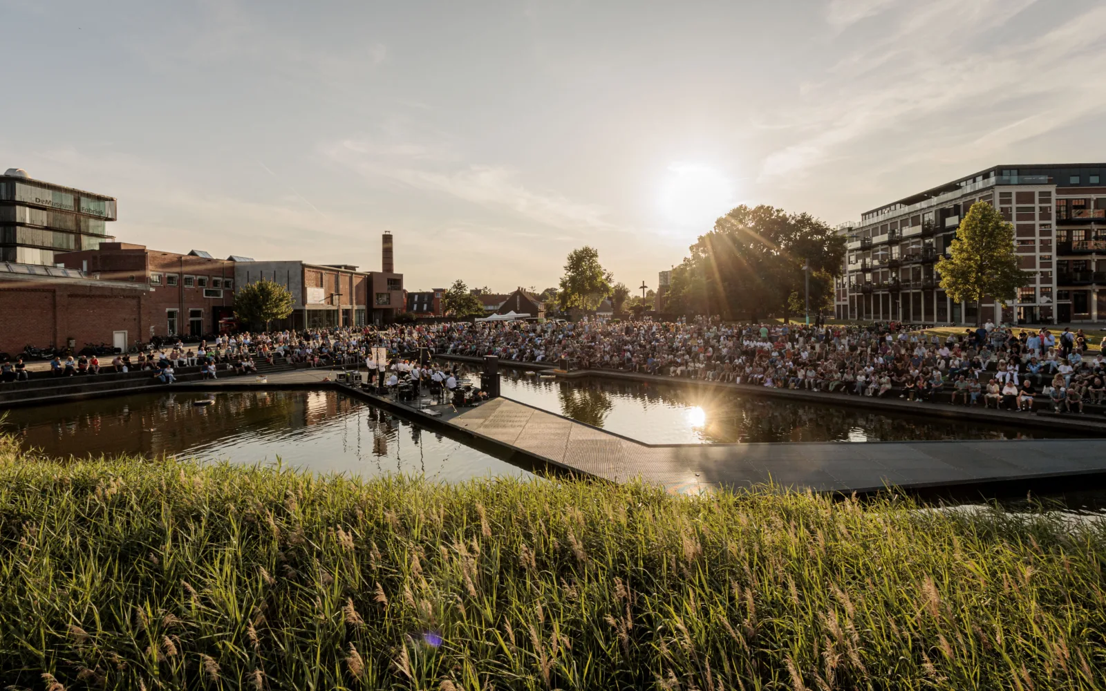  - Uit in Enschede