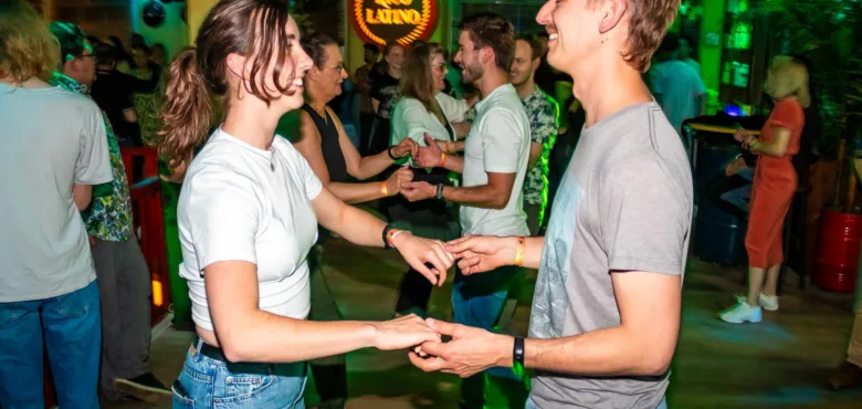 221704 290525 Rico Latino IMG 1719 Shotmaniacs - Uit in Enschede