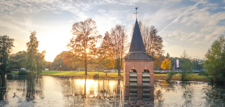 Herfst campus Universiteit Twente Enschede - Uit in Enschede