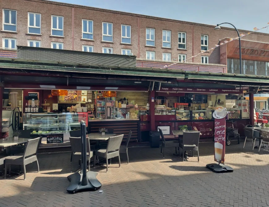 - Uit in Enschede