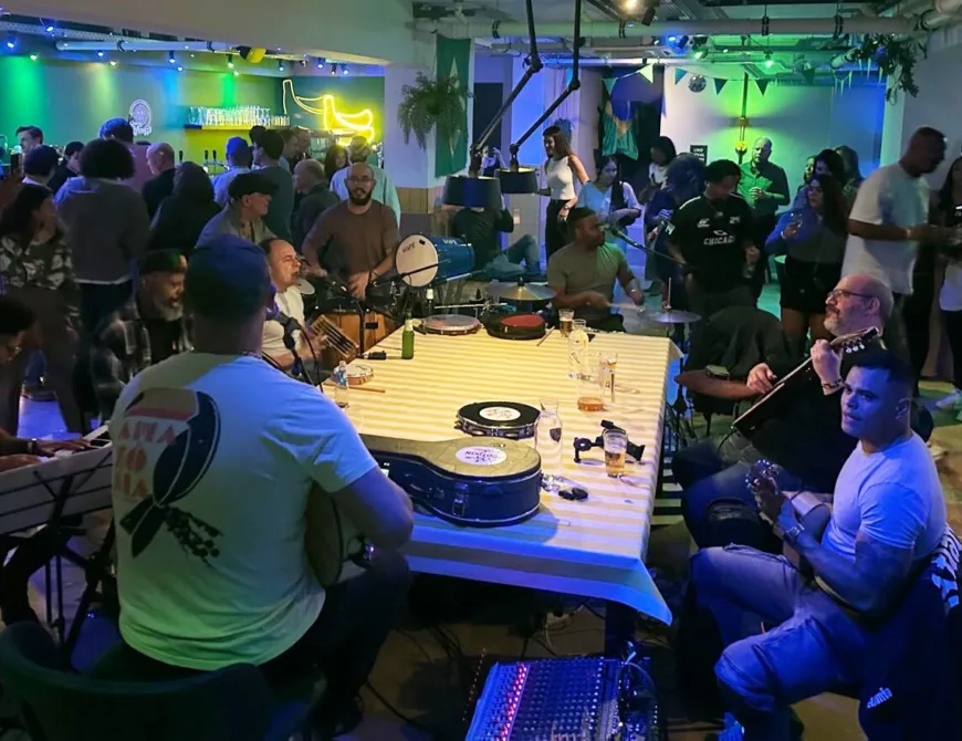  - Uit in Enschede