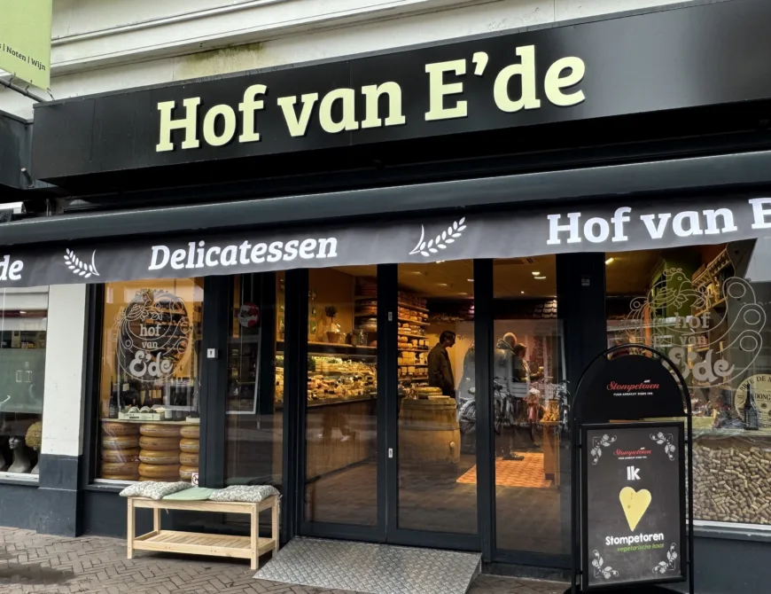  - Uit in Enschede