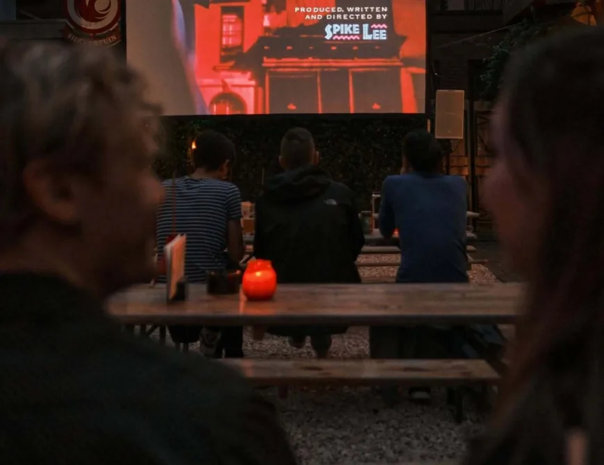  - Uit in Enschede